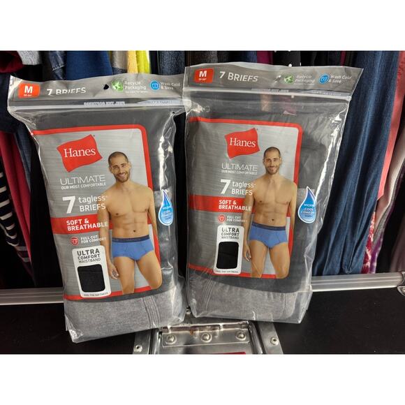 12 New Pair of Hanes Men's Underwear Briefs Size Medium 32-34" - Picture 1 of 2